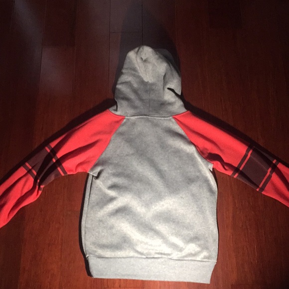 Red black and grey pull over sweater - Picture 2 of 3